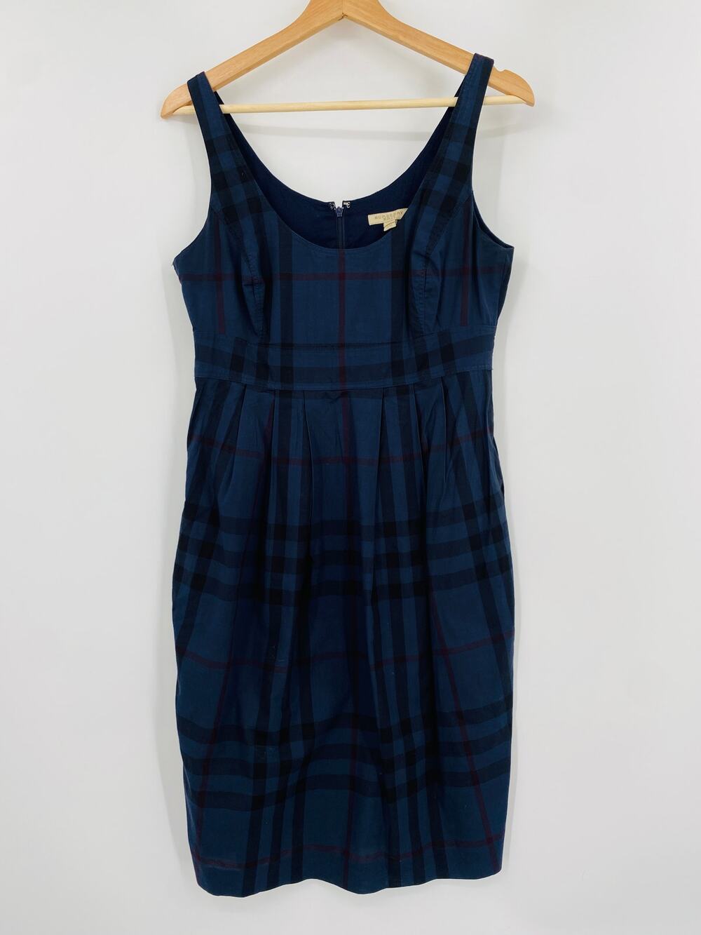 Burberry Brit 6 navy check plaid babydoll style dress